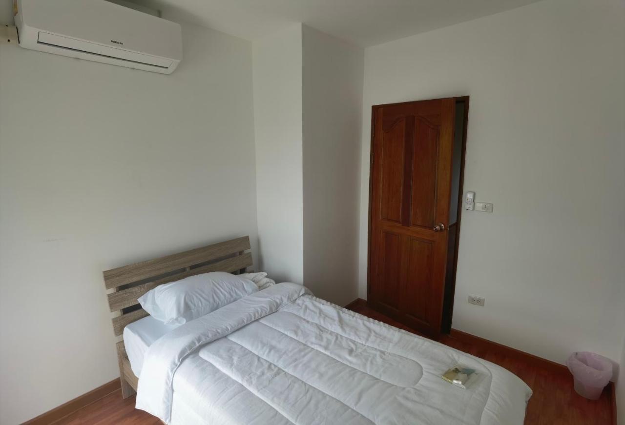 Yyk Holiday Rooms Ban Khlong Krang Esterno foto