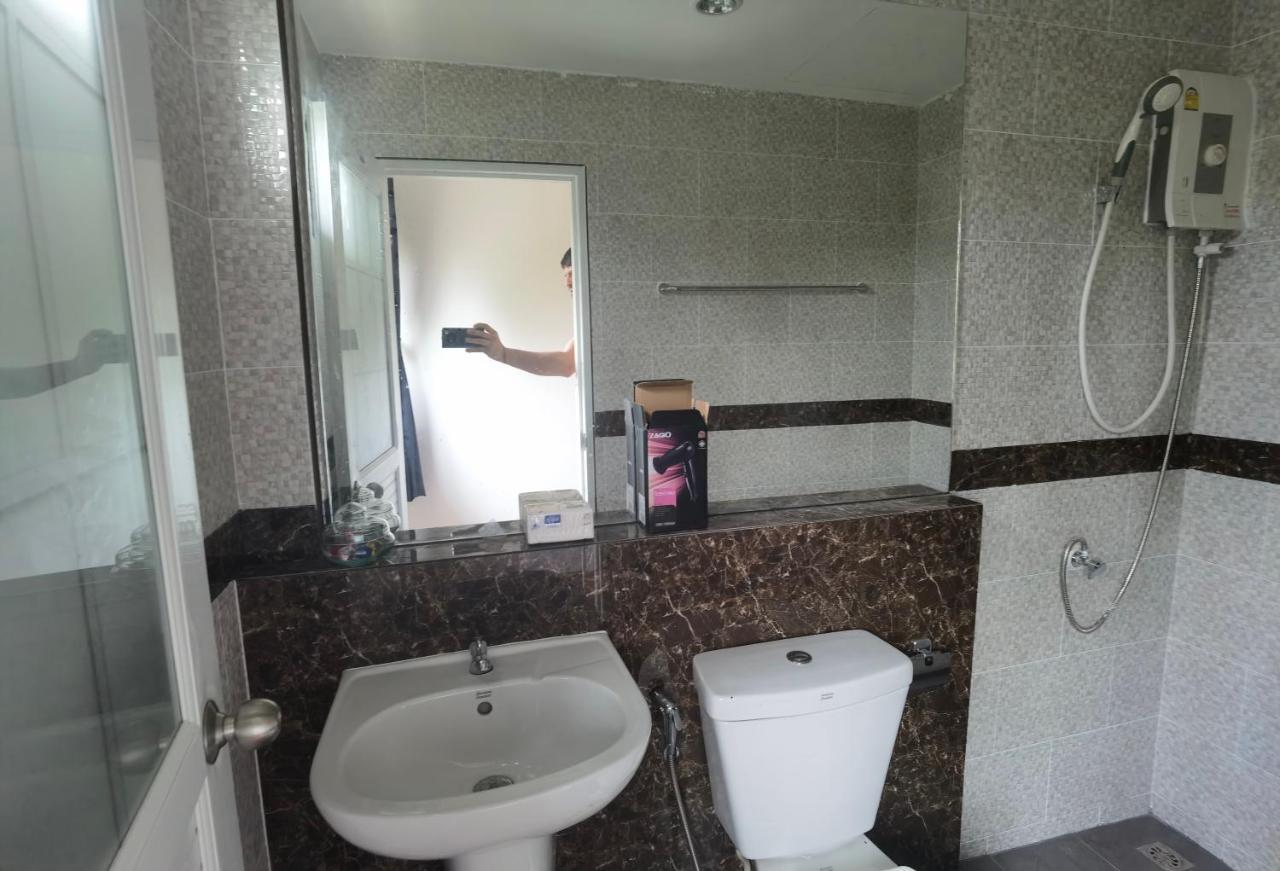 Yyk Holiday Rooms Ban Khlong Krang Esterno foto